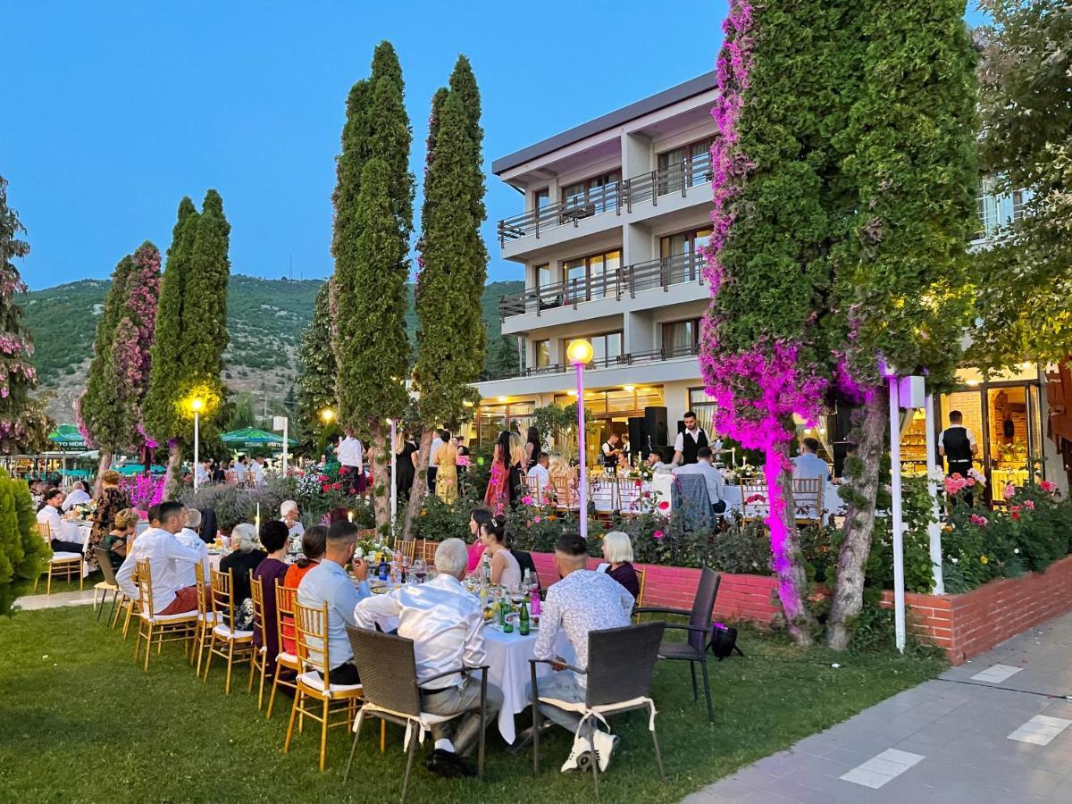 Hotel Millennium Pogradec Exterior foto