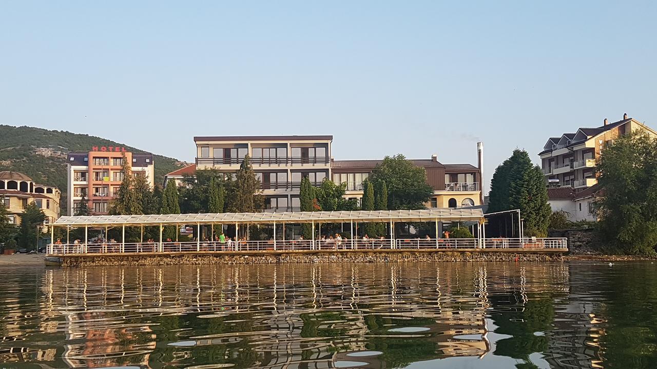 Hotel Millennium Pogradec Exterior foto